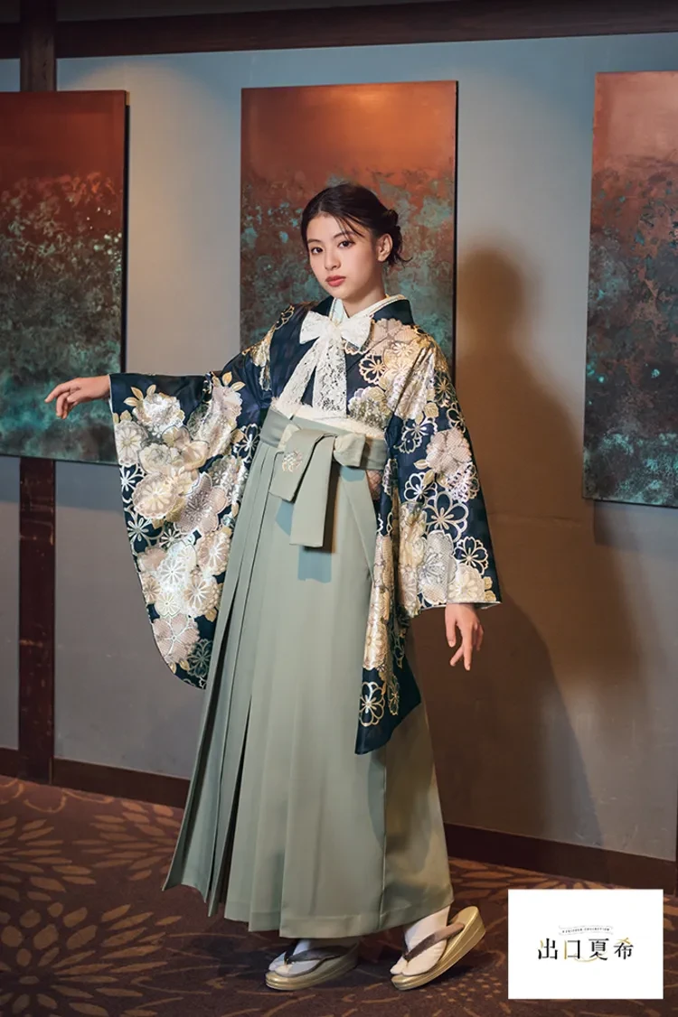 TAKAZENのレンタル袴 出口夏希ブランド袴　正統派古典　ネイビー　古典柄　和モダン　お洒落なコーディネート　【通販可】R26083