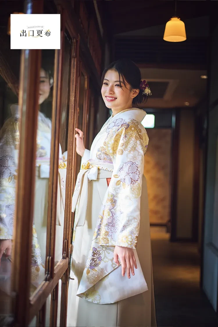 TAKAZENのレンタル袴 出口夏希ブランド袴　正統派古典　白金　古典柄　きれいめ　大人っぽい　上品な袴コーデ【通販可】R26089