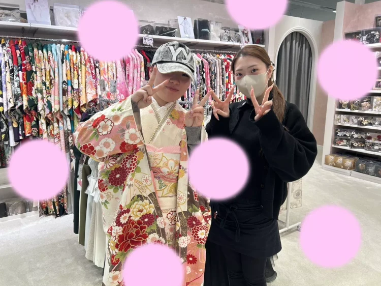 TAKAZEN神戸旧居留地店お友達様とお外でのお写真撮影二回目レンタルのお客様