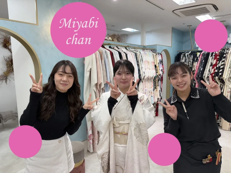 2027年成人式振袖レンタル　振袖　TAKAZEN心斎橋店　華徒然　吉木千沙都　ブランド振袖　おしゃれ　可愛い　振袖　白　人気