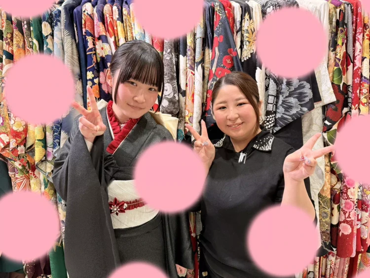 TAKAZEN姫路店　姫路市　加古川市振袖　加古川振袖レンタル　加古川成人式　　成人式　振袖　ヴィンテージ　アンティーク　トレンド　黒振袖　　振袖黒赤コーデ