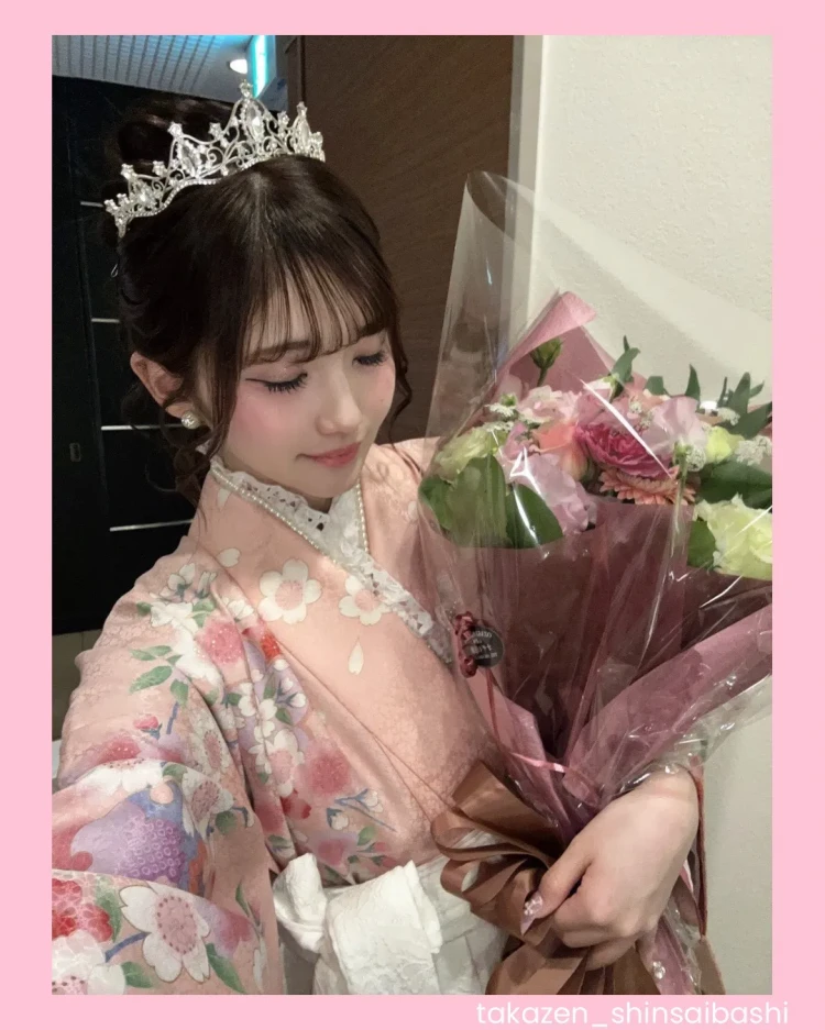 卒業式お客様の写真袴写真袴コーデT自撮りショットTAKAZEN心斎橋店