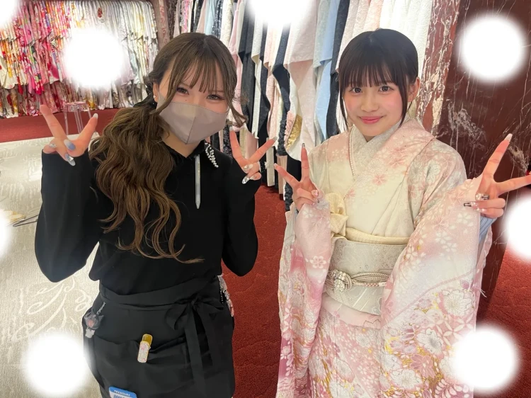 TAKAZEN東京表参道店Flagshipでピンクの関芳の振袖でフォトプランをご契約いただいたお客様の紹介