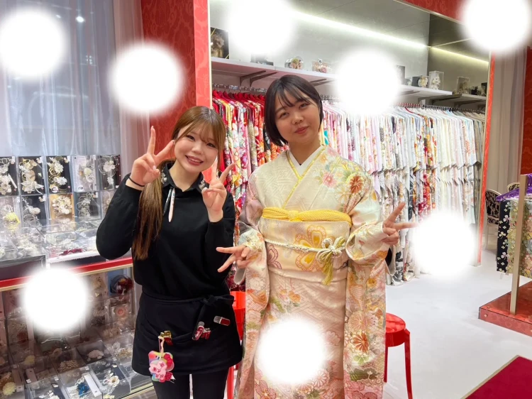 くすみ古典のかわいい振袖でお出かけプラン