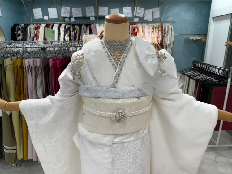 TAKAZENオリジナルヘップバーンシュシュホワイトタカゼン心斎橋店