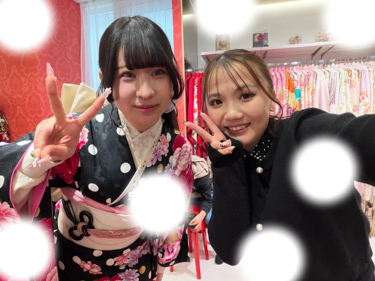 ドット柄のかわいい振袖