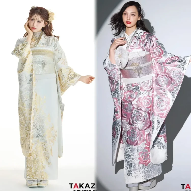 女子ウケ振袖の個性的でキラキラ可愛い振袖をキレイに着こなしている様子