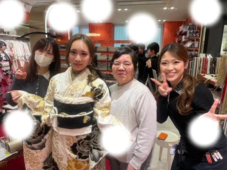 タカゼンオリジナルヘップバーン振袖