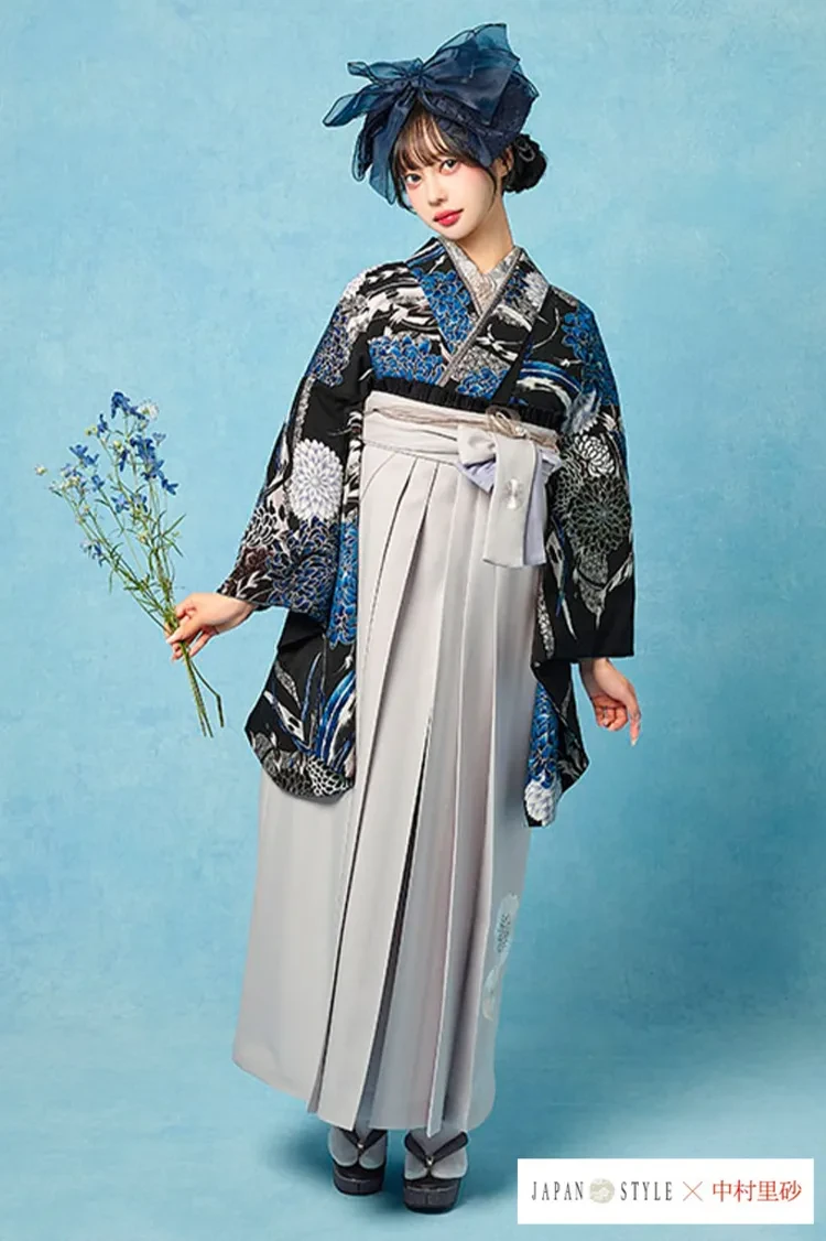 TAKAZENのレンタル袴 JAPAN STYLE×中村里砂ブランド袴　古典柄　黒/青　乱菊　かっこいい　大人っぽい【通販可】R26094