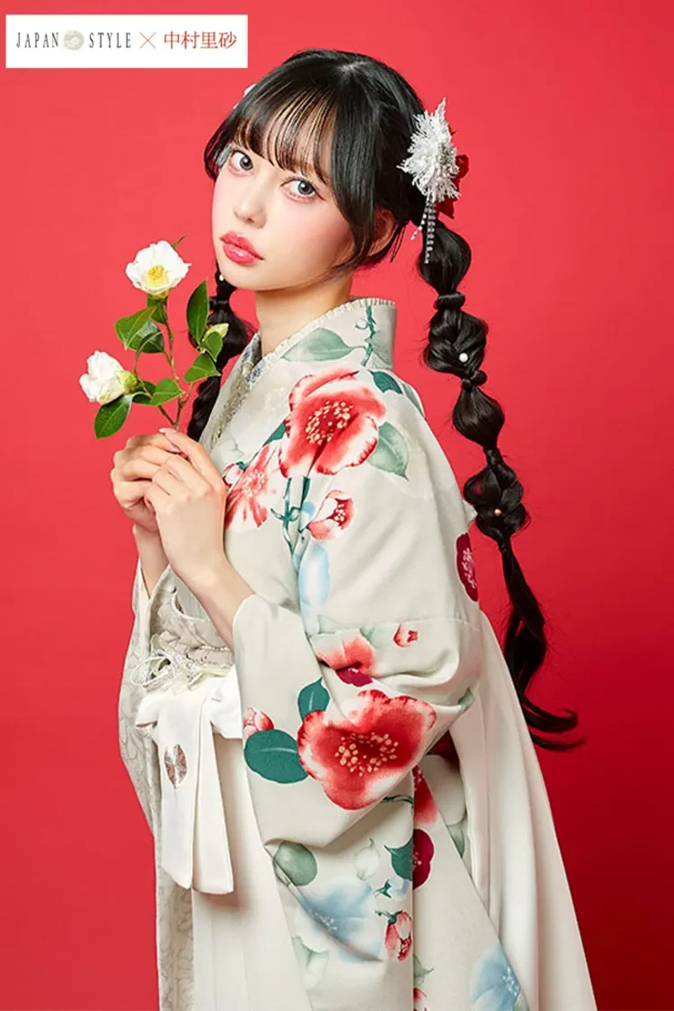TAKAZENのレンタル袴 JAPAN STYLE×中村里砂ブランド袴　ベージュ/くすみカラー　水彩画風/椿　アンニュイ　和モダン【通販可】R26099