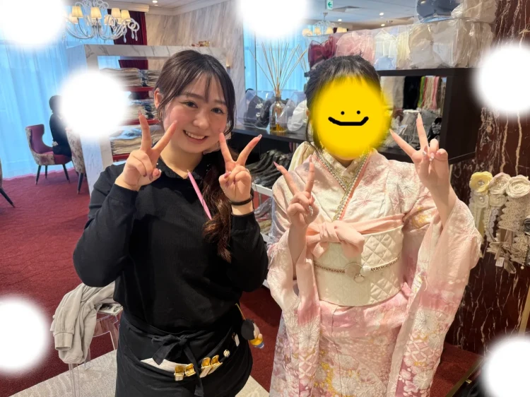 TAKAZEN東京表参道店Flagshipで関芳のキラキラピンクのお振袖でのフォトプランをご契約いただいたお客様の紹介