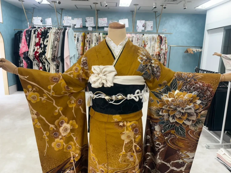 nutsブランド振袖 からし色振袖レンタル