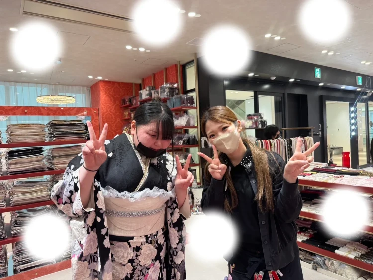 【大阪・梅田・豊中市で振袖をお探しの方】♡16日　大阪梅田で黒色キラキラお振袖姫ちゃん♡TAKAZEN大阪梅田本店♡