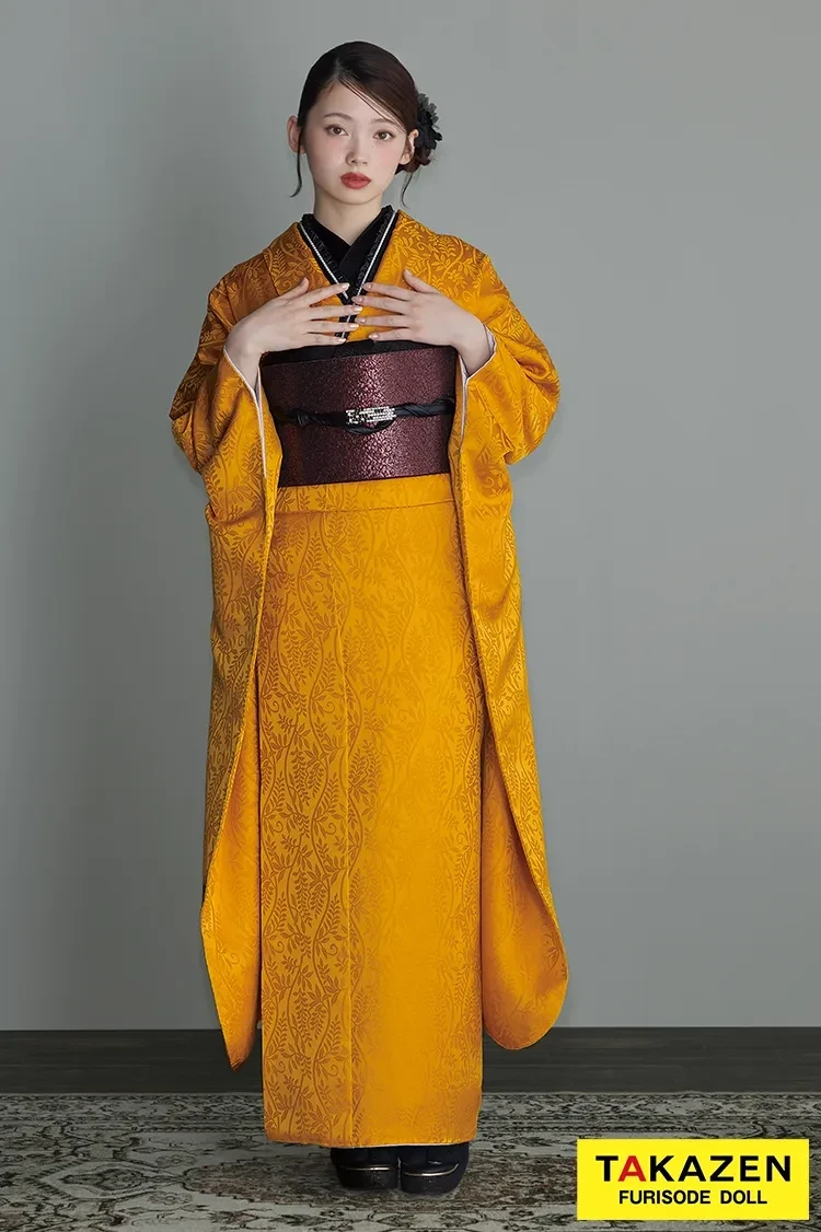 スタッフおすすめ振袖、無地で目立つかっこいいヴィンテージ振袖