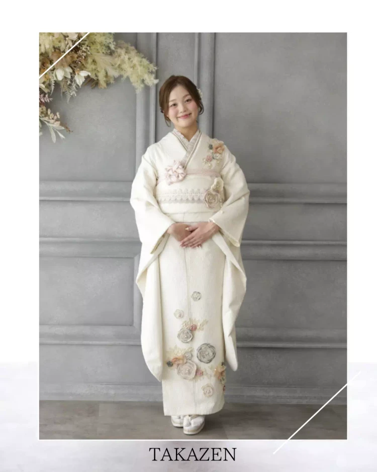 ヘップバーンシリーズの白地ミニョンお振袖コーディネート