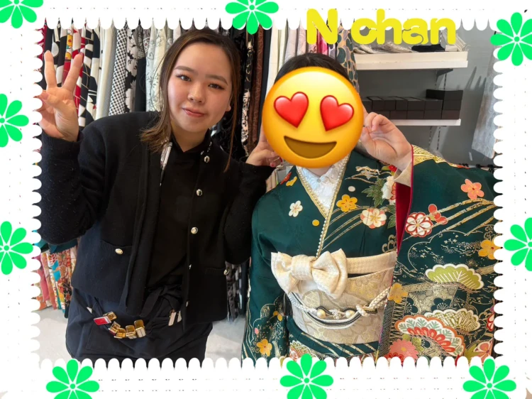 TAKAZEN堺店の緑色のお振袖で写しまショットのお客様ご紹介