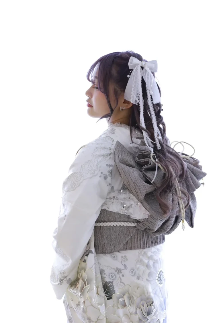 ハーフアップヘア　リボン髪飾り　ヘアアクセサリー/ヘアアレンジ　ヘアセット