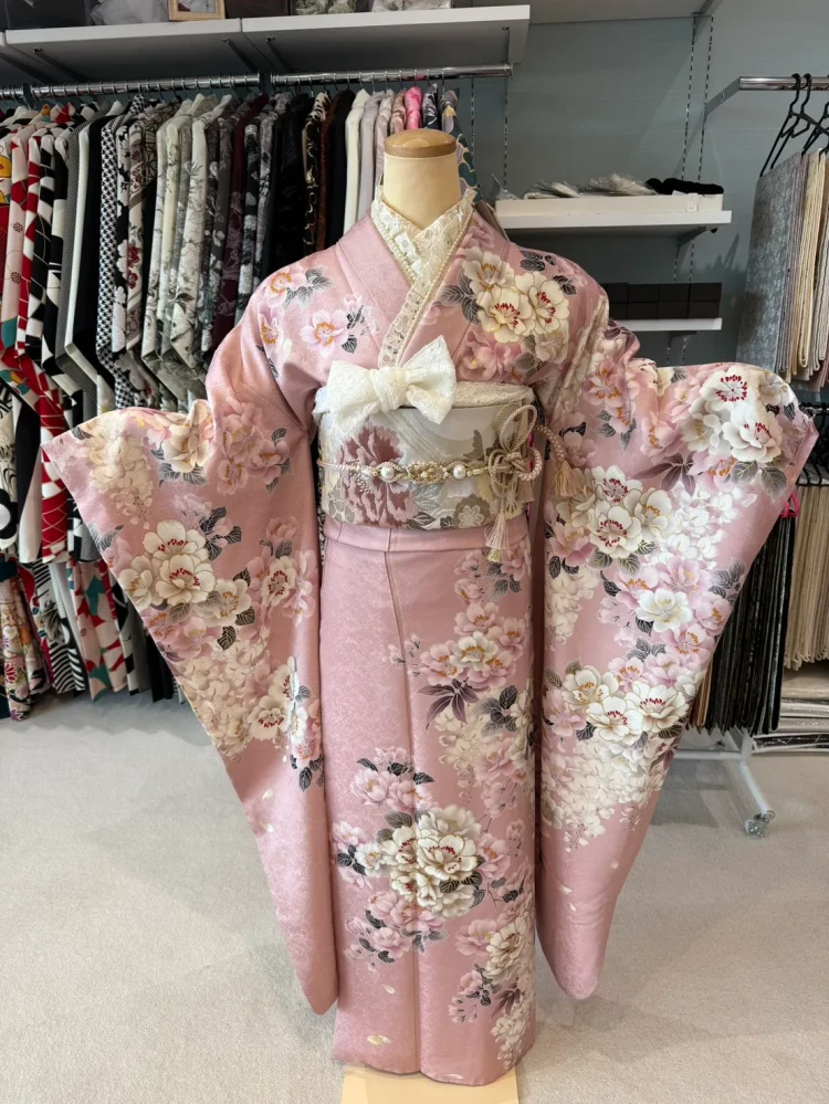 成人式振袖コーディネート｜堺店のお客様前撮りスタイル・トレンドから古典柄まで