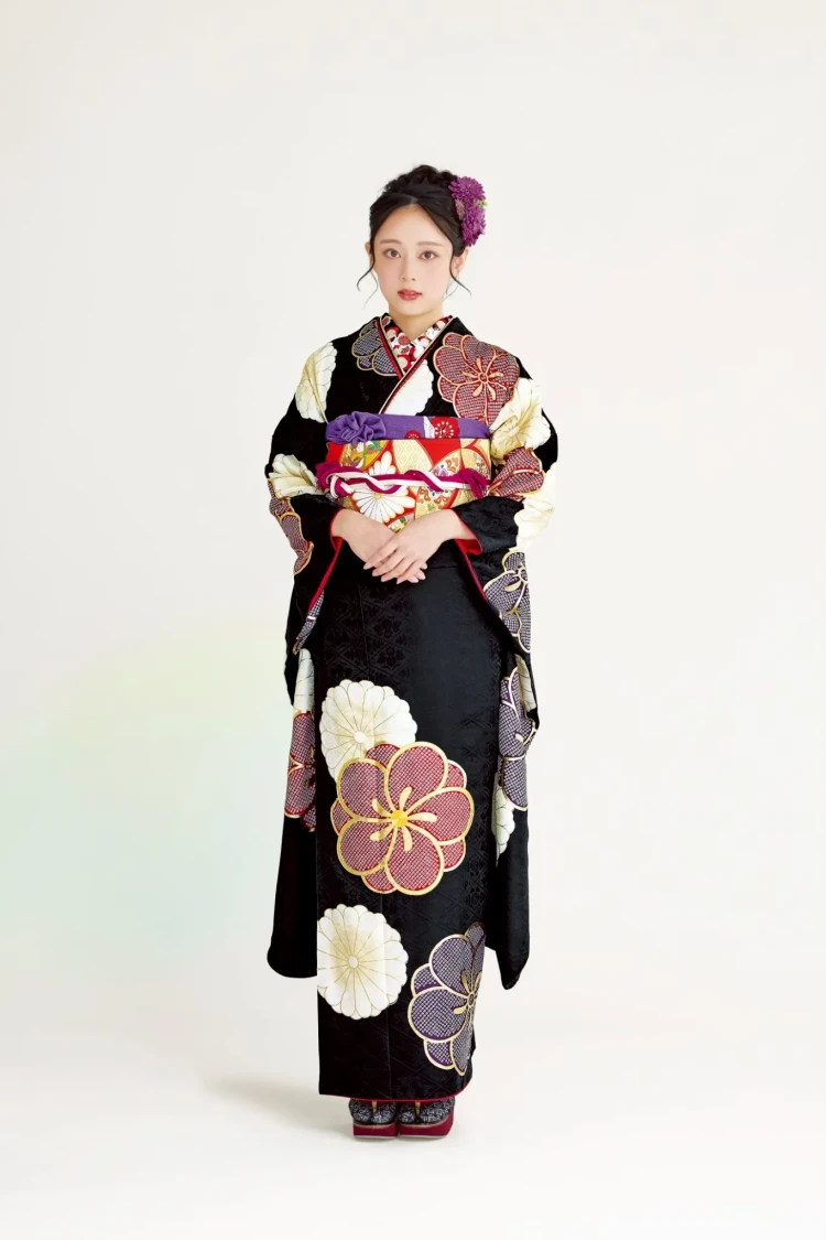 吉祥文様のなかの代表的な梅柄振袖