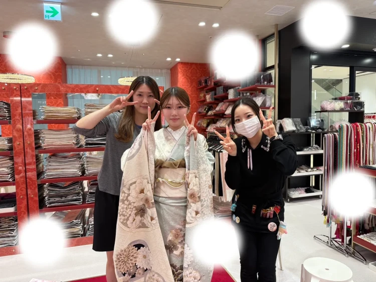 ♡玉城ティナちゃんの可愛いお振袖姫ちゃん♡