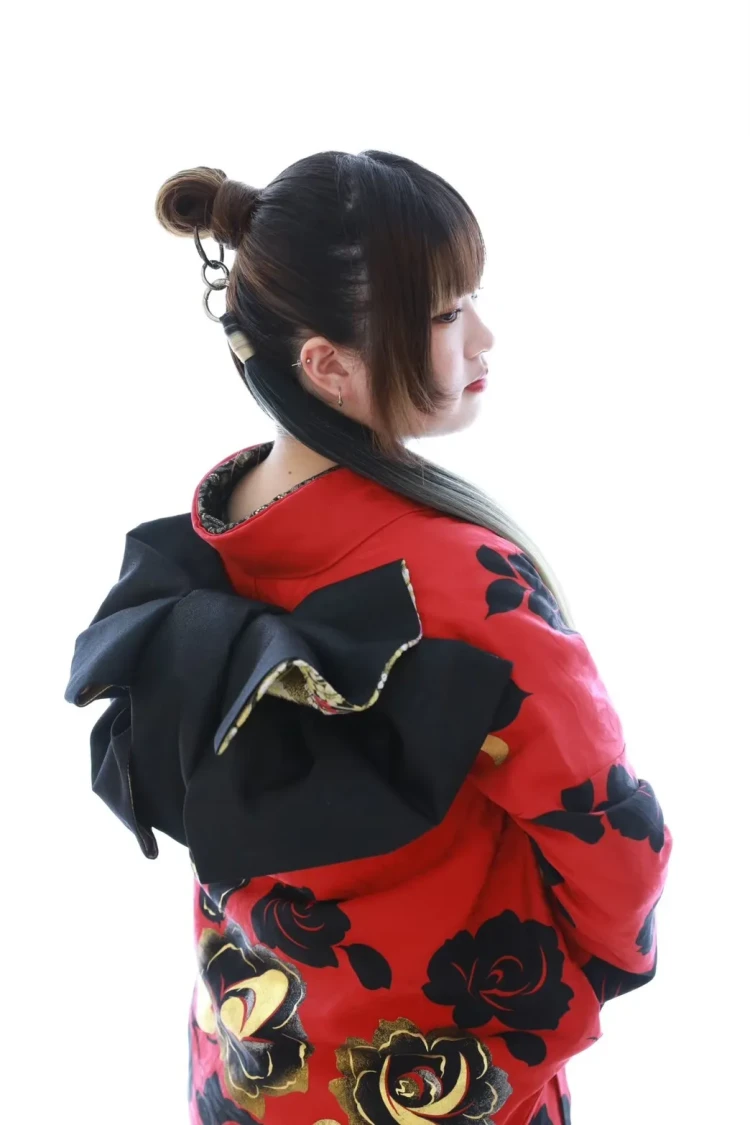 ロングポニーテール　髪飾り　ヘアアクセサリー/ヘアアレンジ　ヘアセット