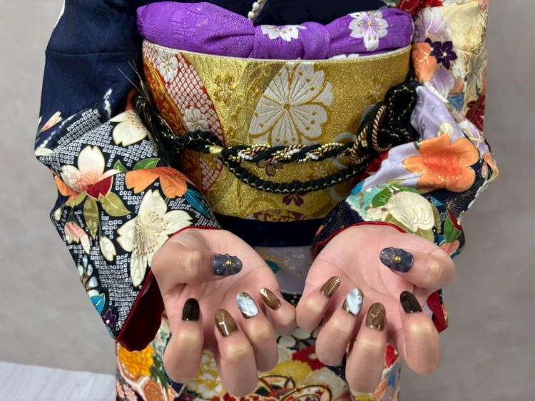 TAKAZEN奈良店で前撮り撮影会をしたお客様のネイルをご紹介