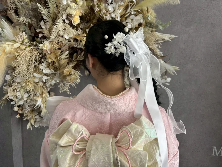 りぼんを使用したヘアセットをされたTAKAZEN奈良店のお客様をご紹介