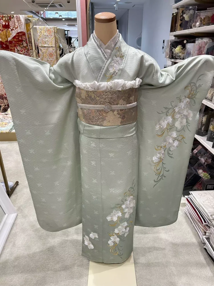 TAKAZEN姫路店　振袖　成人式　加古川成人式振袖レンタル　加古川振袖前撮り　成人式振袖前撮り　岡山振袖　岡山市振袖レンタル　ミントグリーン振袖　　くすみカラー振袖　振袖コーデ