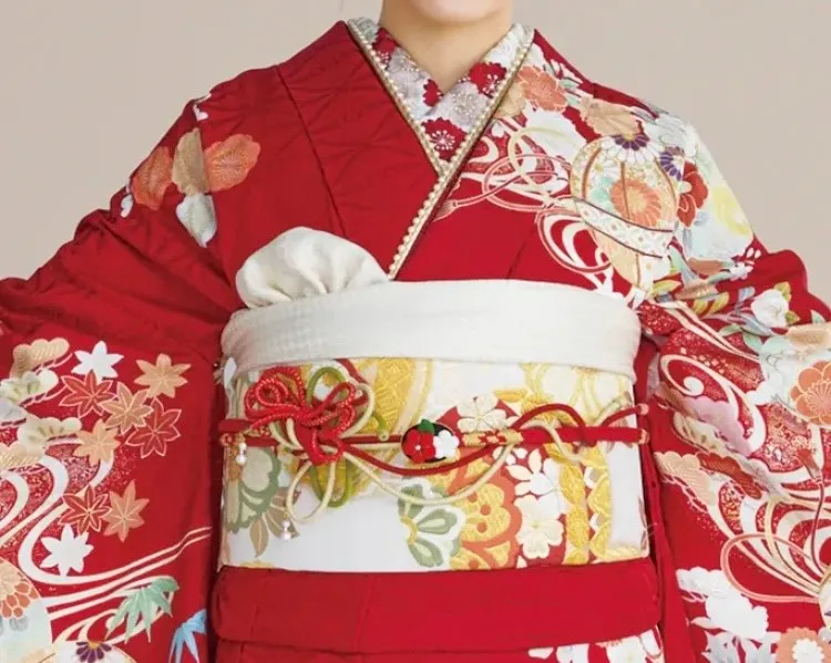 帯揚げで大人っぽくなる餃子アレンジ