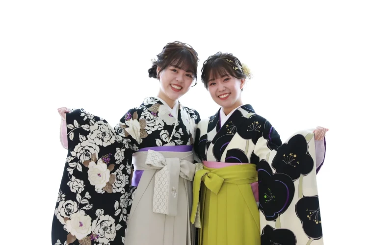 お友達同士で学生の思い出になる袴の撮影会