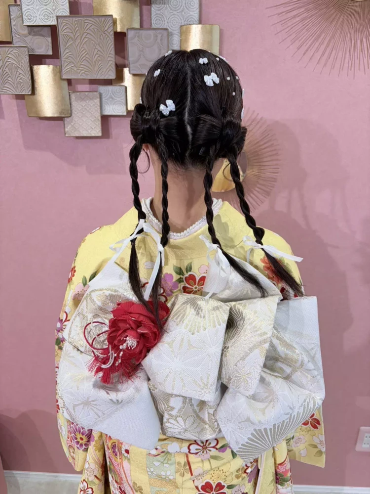 リボン結び。その名の通りリボンのような結び方をした帯。