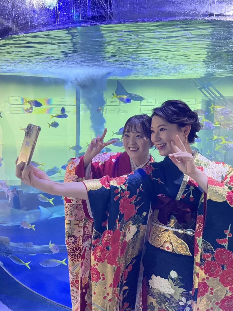 TAKAZEN神戸旧居留地店のオススメスポット水族館アトアの紹介