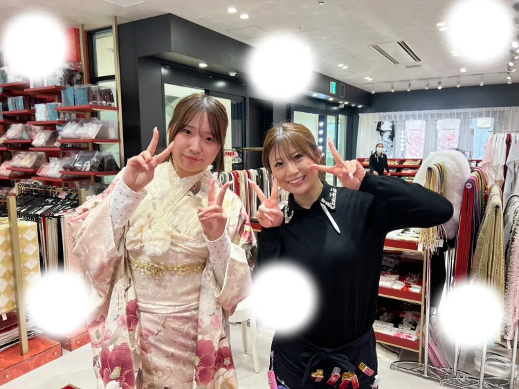 かわいいピンクのくすみカラー振袖レンタルのコーディネートご紹介