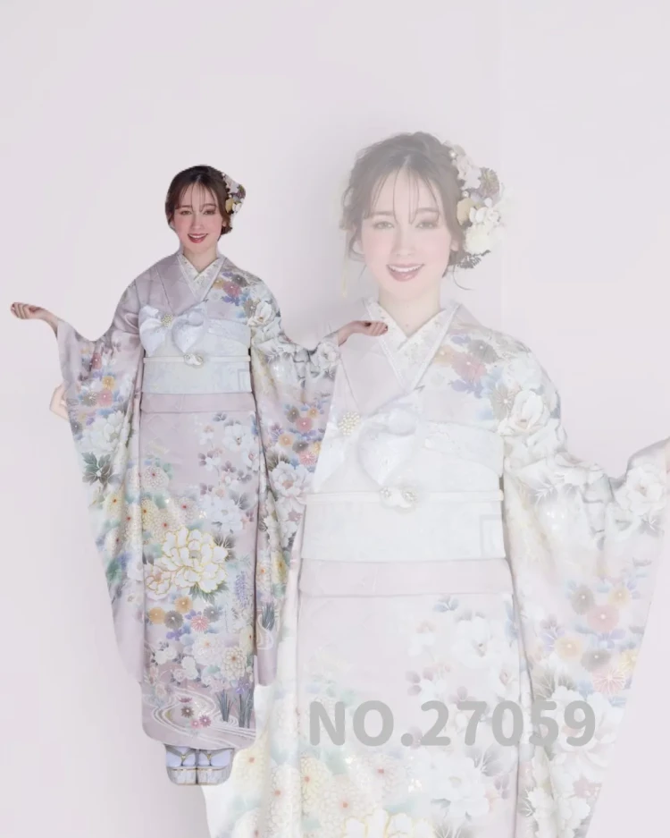 TAKAZEN橿原店の振袖選びのコラム。サンリオキャラ別振袖カラー。