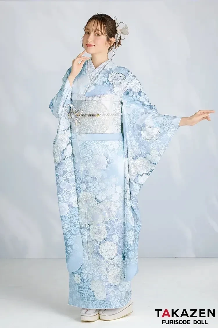プレミアム古典関芳の桜柄水色のお振袖全身コディネートご紹介
