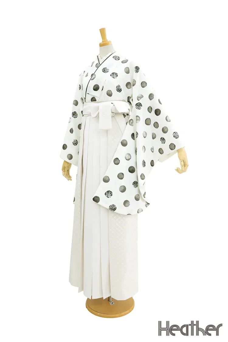 TAKAZENのレンタル袴 Heatherブランド袴　アイボリー　ドット/カメリア柄　ガーリー　かわいい袴　控えめ　シンプル【通販可】R27030