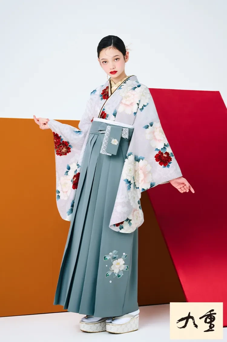 TAKAZENのレンタル袴 九重ブランド袴　ラベンダー　牡丹柄　正統派古典　大正ロマン　清楚　大人っぽい　寒色系【通販可】R27024