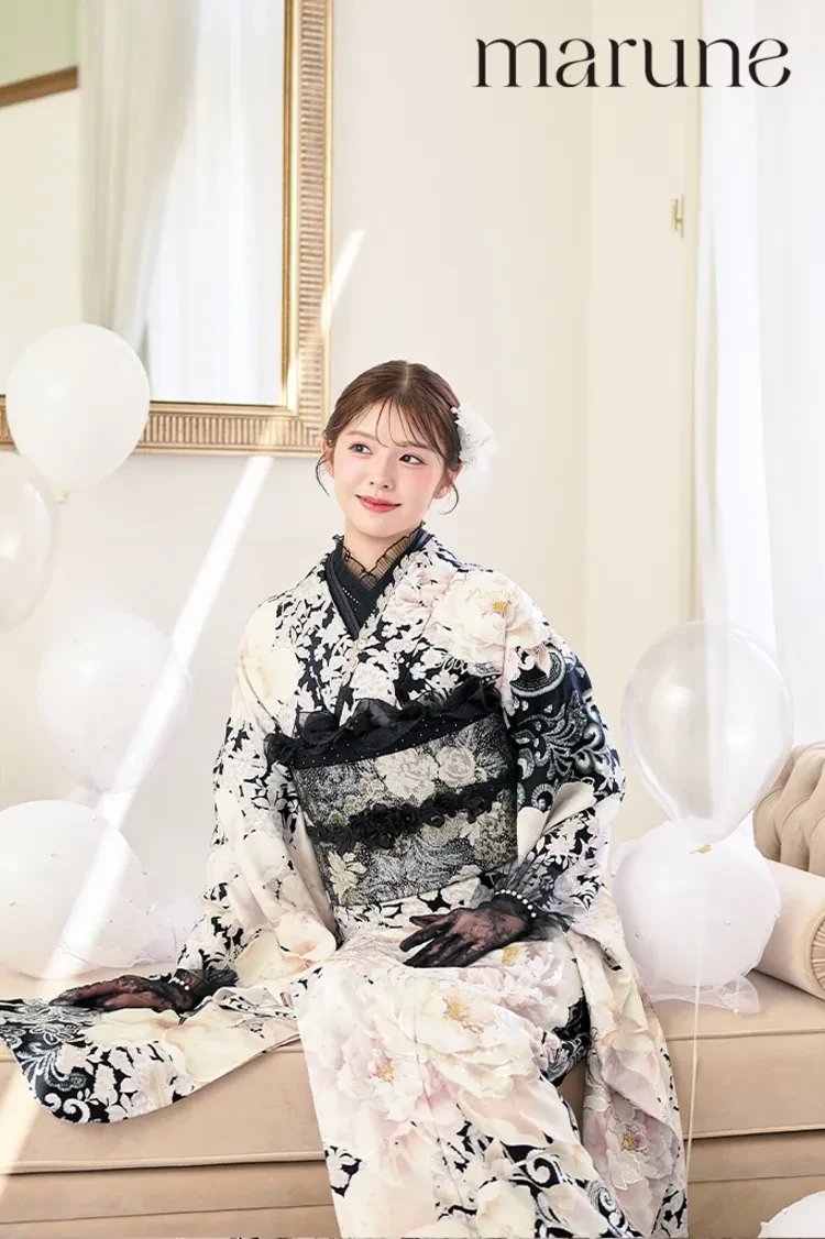 TAKAZENのレンタル振袖 キュート＆ガーリー　黒地　バラ柄　地雷系　病みかわ振袖　大柄　人と被らない【通販可】K1330