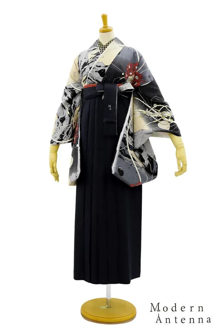 TAKAZENのレンタル袴 モダンアンテナブランド袴　黒/グレー　夜空と花とケーブル　レトロ　個性派袴　かっこいい　編み上げブーツスタイル【通販可】R27037