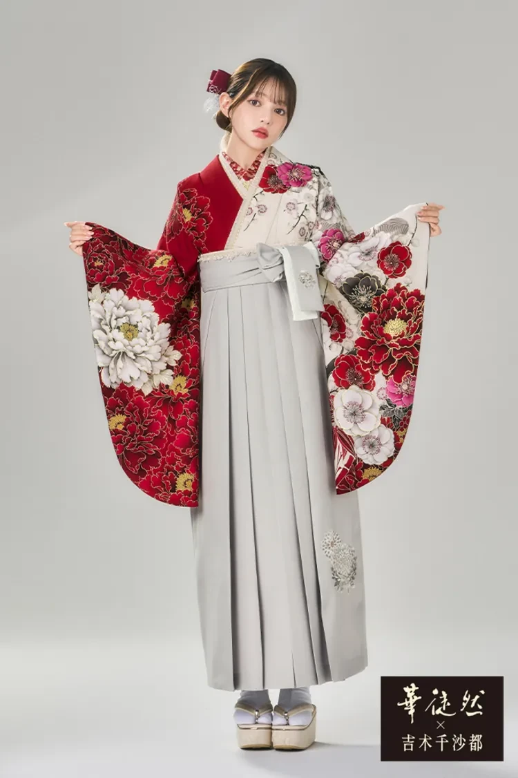 TAKAZENのレンタル袴 華徒然×吉木千沙都ブランド袴　白赤　牡丹柄　人気　片身替わり　正統派古典　清楚　王道【通販可】R27042