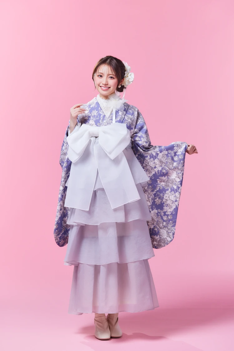 くすみガーリーなドレス袴