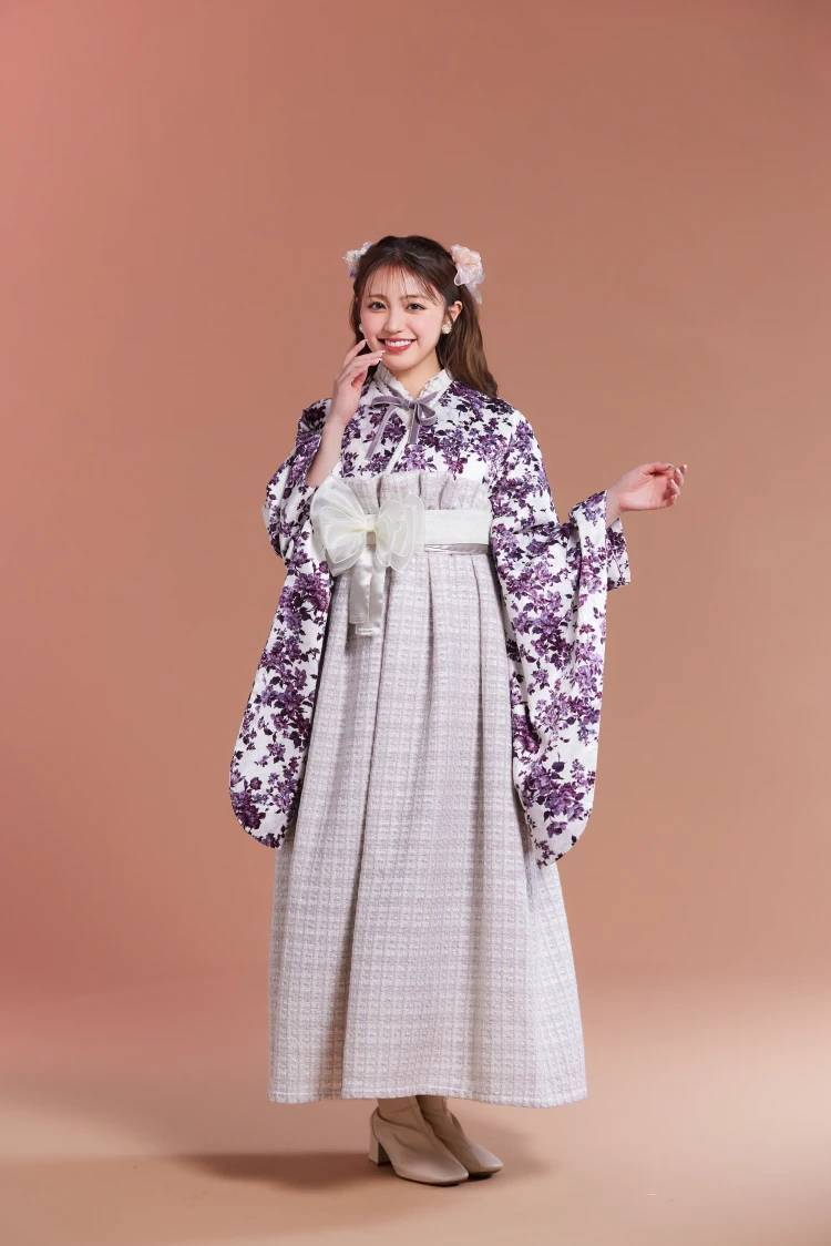 香音が着こなす洋風袴