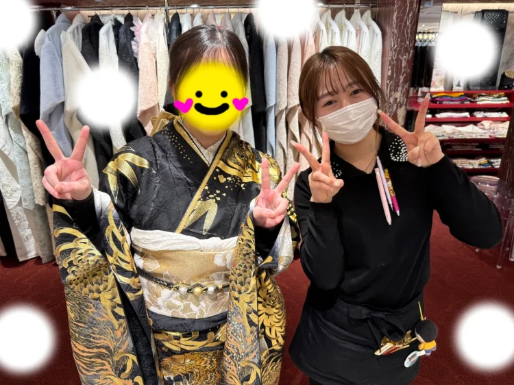 TAKAZEN東京表参道店Flagshipでジャパンモードの虎柄の黒金のお振袖をレンタルでご契約いただいたお客様のご紹介