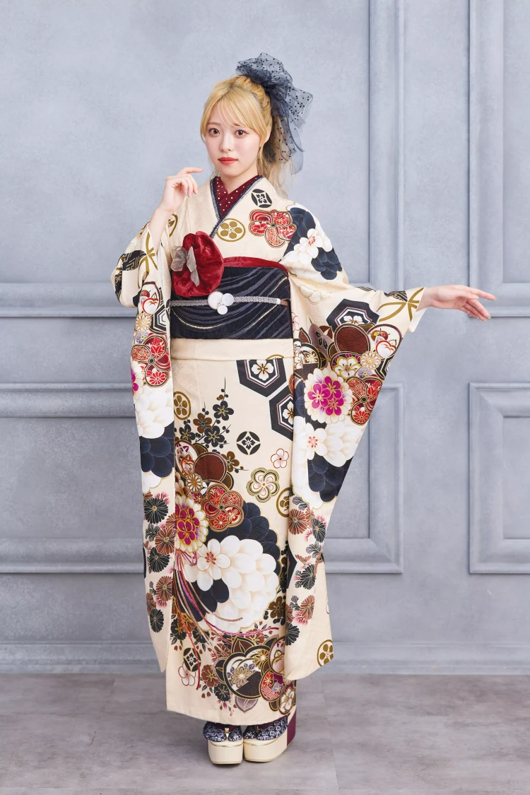TAKAZEN姫路店　振袖　安カワ　安い振袖　振袖レンタル10万円以内　振袖レンタル予算10万　安いカワイイお振袖