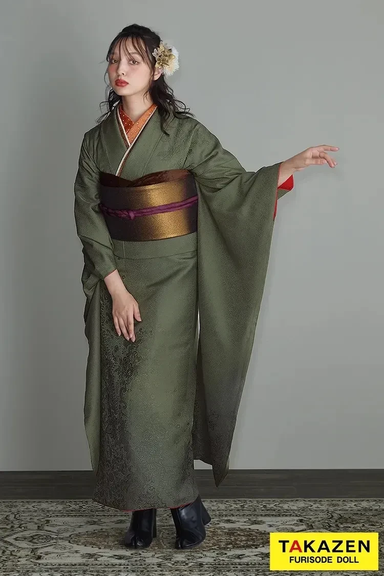 緑色の無地振袖