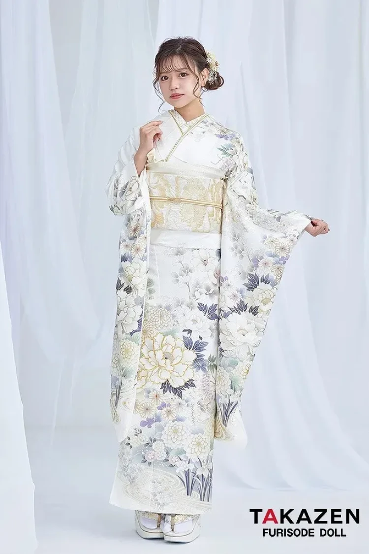 牡丹柄が白色の大人可愛いくすみカラーお振袖