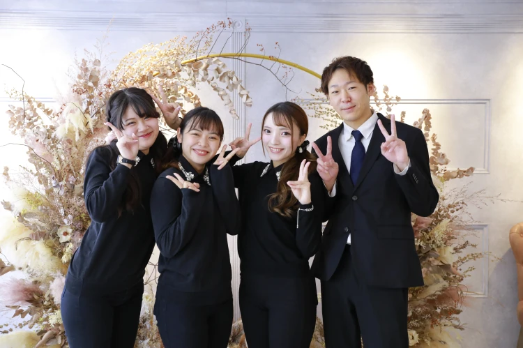 心斎橋店スタッフ