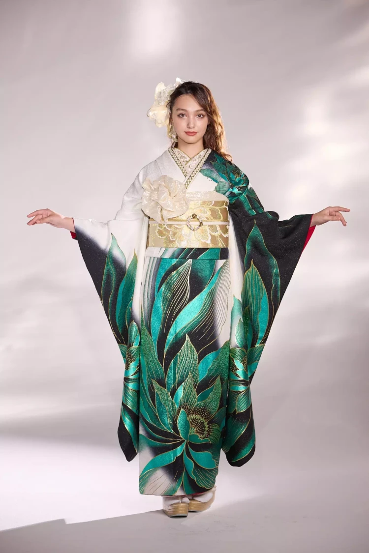 TAKAZEN姫路店　ヘップバーン　TAKAZENオリジナル振袖　ディズニープリンセス風　エルサ振袖　ラプンツェル振袖　シンデレラ振袖　ベル振袖　オーロラ姫振袖