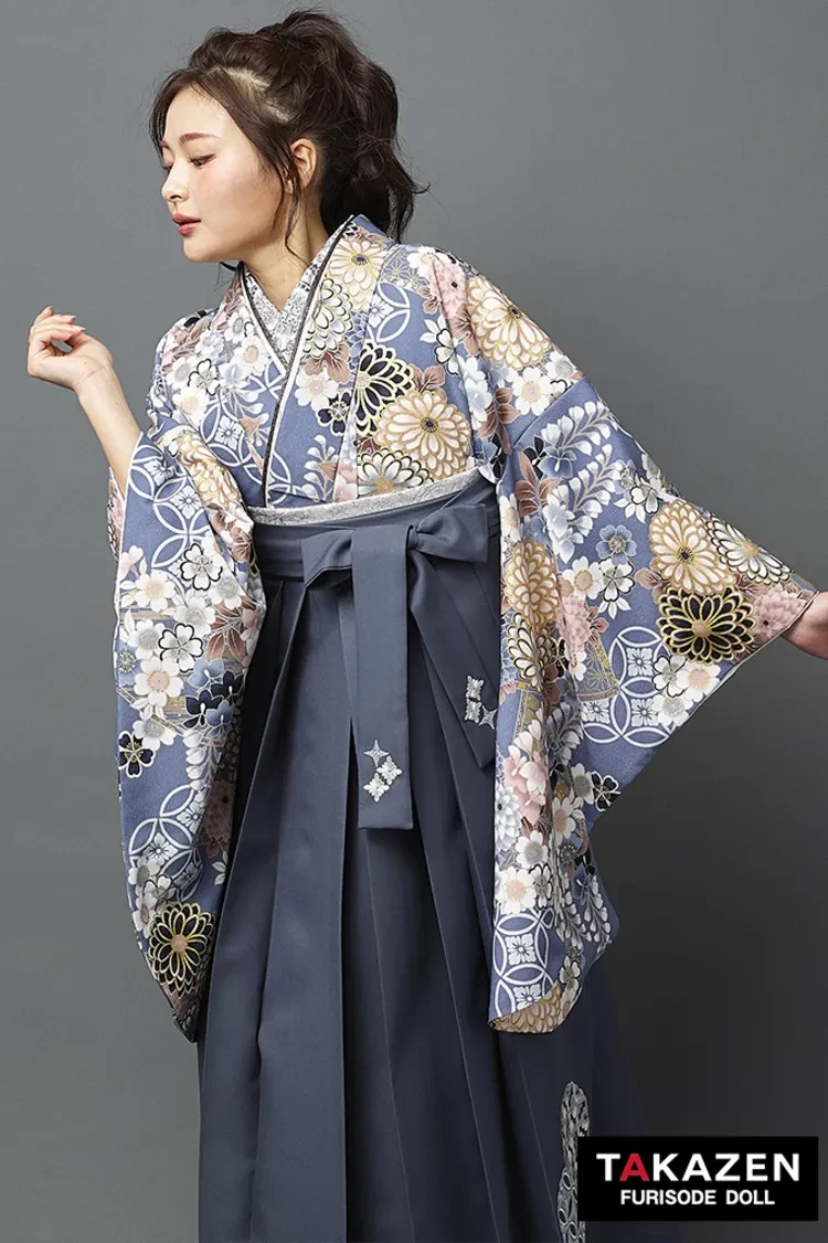 TAKAZENのレンタル袴 くすみ古典袴　くすみブルー　菊柄　大人っぽい　きれいめ　清楚　透明感　上品【ECサイト限定】R27050