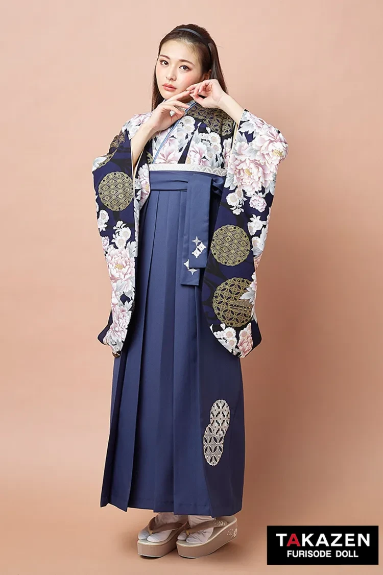 TAKAZENのレンタル袴 正統派古典袴　紺色/ネイビー　牡丹柄　大人っぽい　清楚　上品　教員袴　【ECサイト限定】R27053